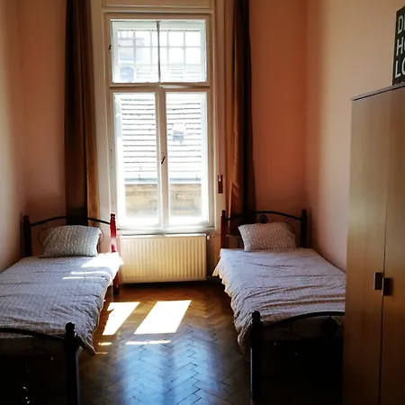 Vandrerhjem Treestyle *