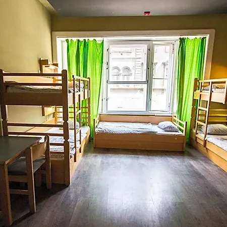 Hostel Treestyle